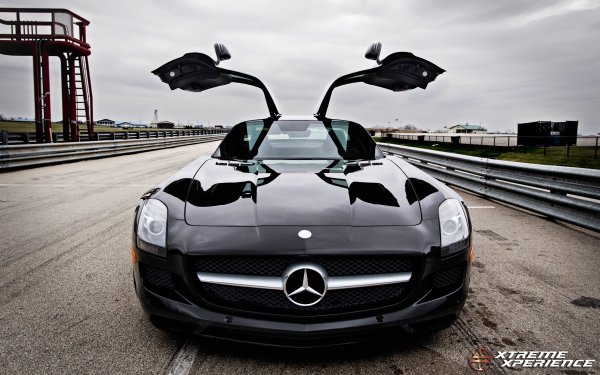 BMW SLS AMG