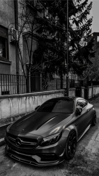 Мерседес Бенц черный