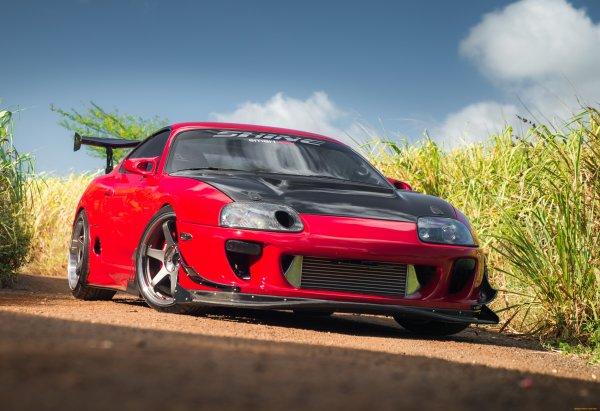 Тойота Супра 1600х900