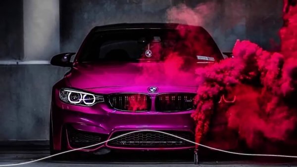 БМВ м5 в дыму