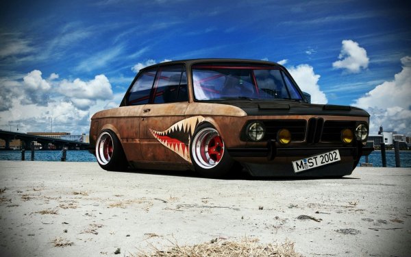 Боевая БМВ е30 ред лук