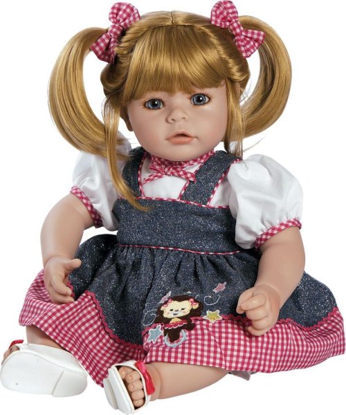 Адора Джуджи