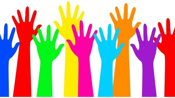 Волонтер на прозрачном фоне