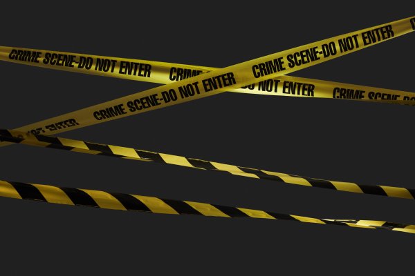 Черно желтая лента