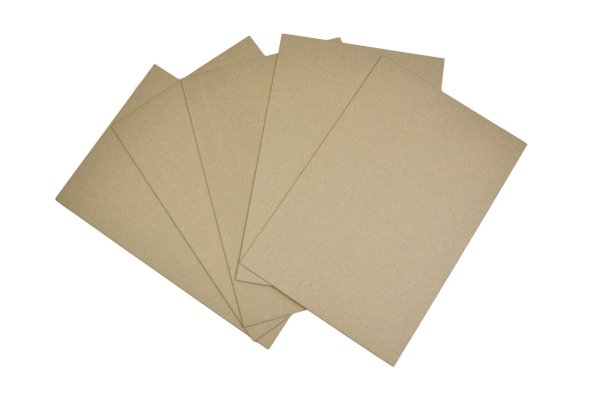 Кусок картона