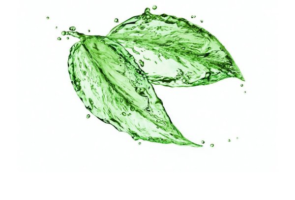 Зеленые брызги воды