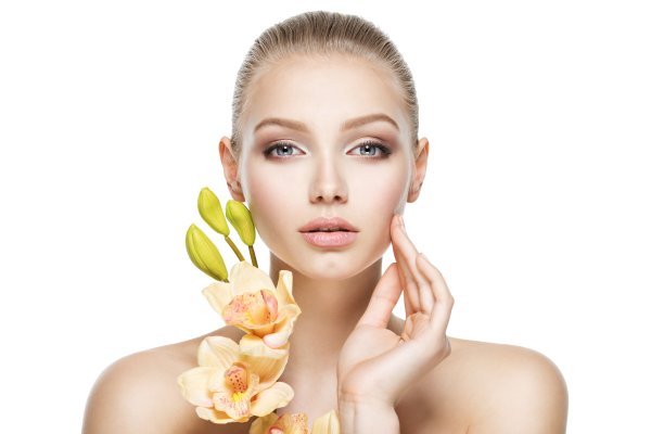 Девушка лицо косметолог