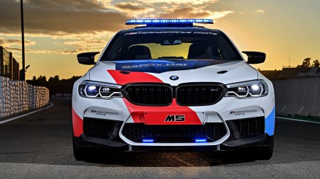 BMW m5 f90 Police