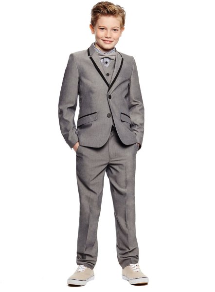 Серый костюм для мальчика