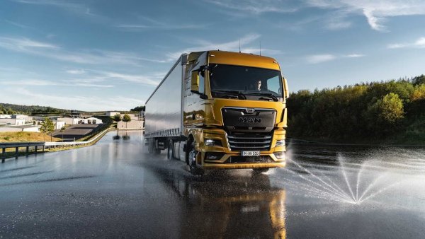 Грузовик man TGX 2020