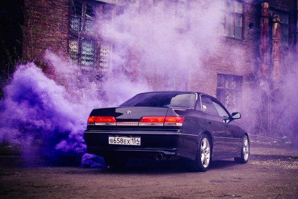 Toyota Chaser 100 бернаут