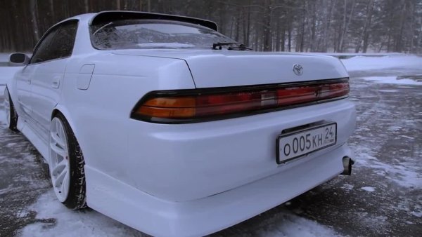 Тойота Марк 2 90 БН спорт белый