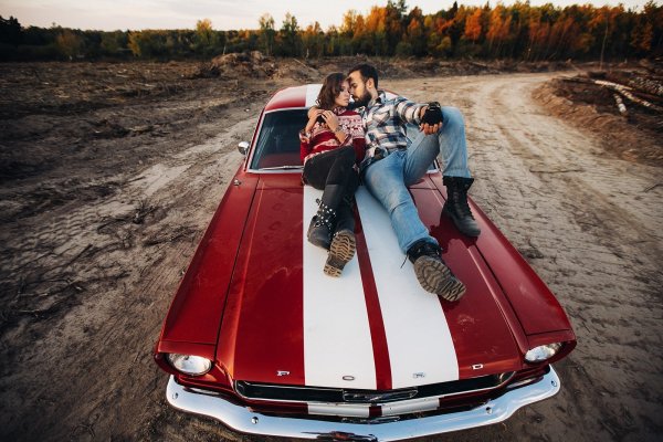 Лавстори с машиной