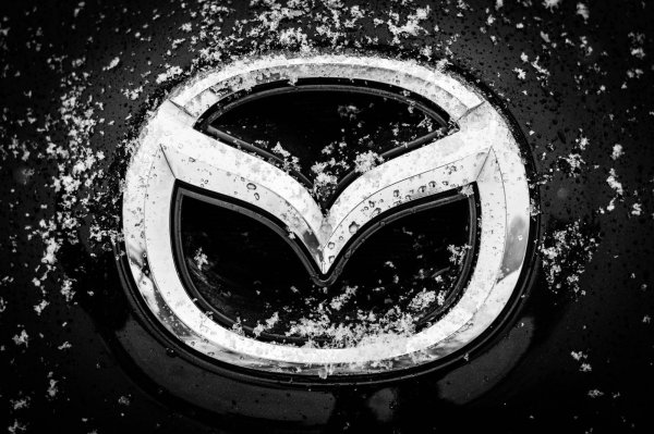 Заставка Мазда