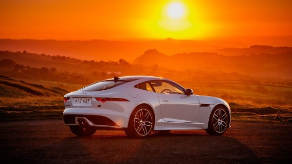 Jaguar спорткар f-Type