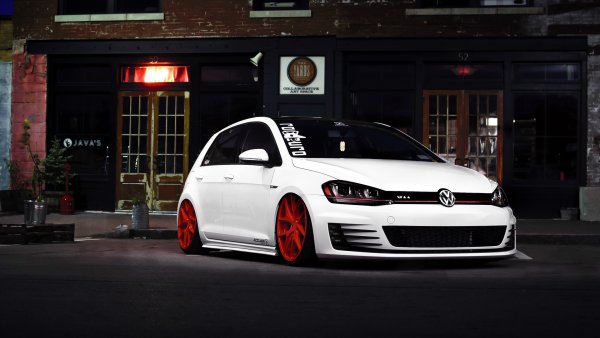 Volkswagen Golf GTI