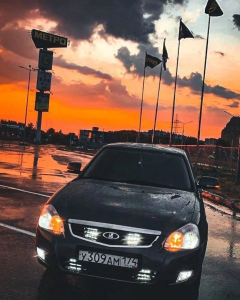 Оперскаие машины с закатом