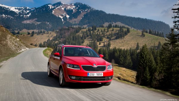 Шкода Октавия Комби