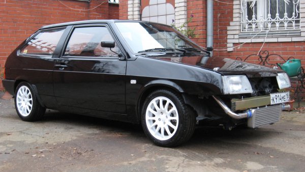 ВАЗ 2108 черная