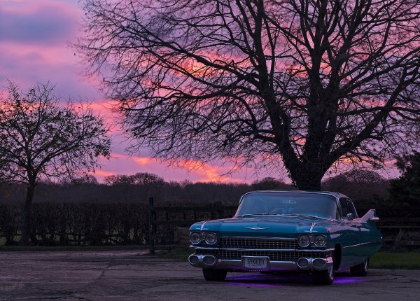 Эстетика Cadillac Deville