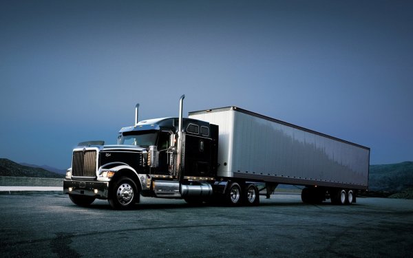 Грузовики Интернешнл 9900i