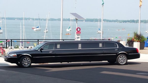 ЗИЛ-4112р лимузин