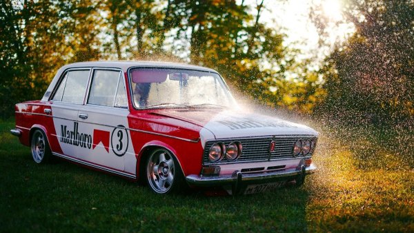 Жигули ВАЗ 2103 стиль