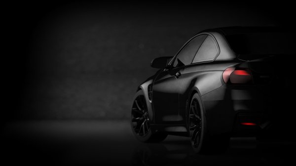 Машина на черном фоне