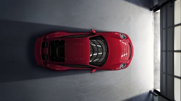 Красный автомобиль сверху