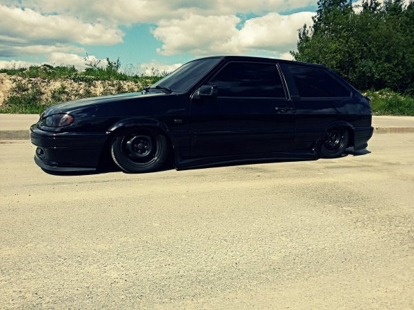 ВАЗ 2113 черная бункер