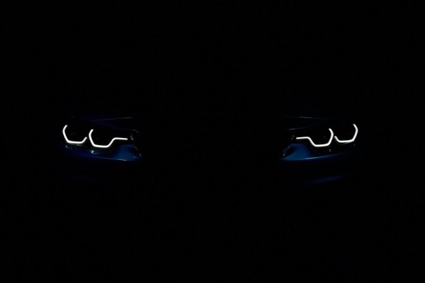 БМВ м5 ф90 фары в темноте