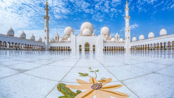 Мечеть шейха Зайда Абу-Даби на прозрачном фоне