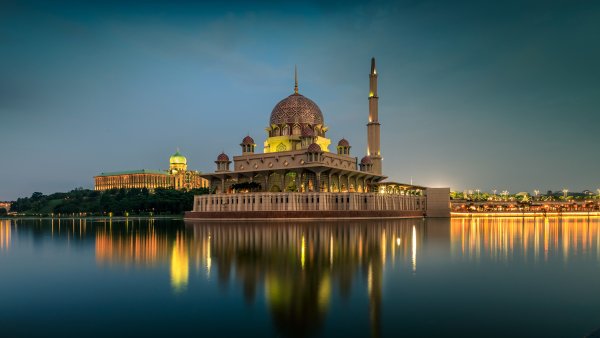 Стамбул Турция голубая мечеть в сумерках