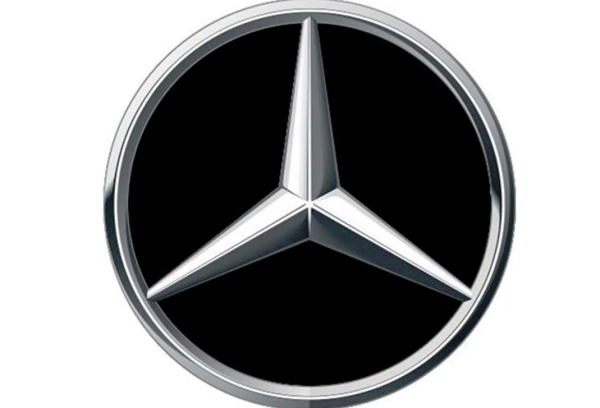 Логотип машины Мерседес