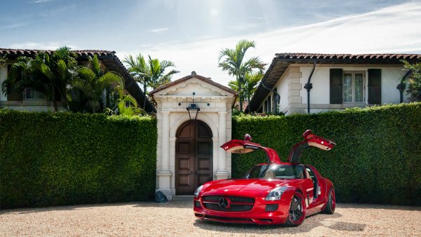 Мерседес Бенц СЛС