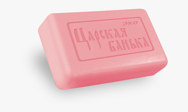 Кусок мыла на белом фоне