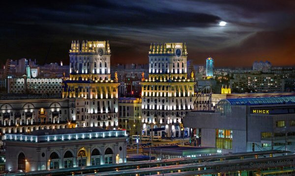 Минск ночной город