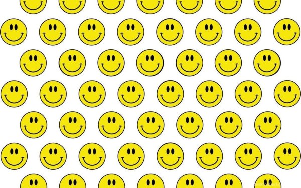 Смайлики много