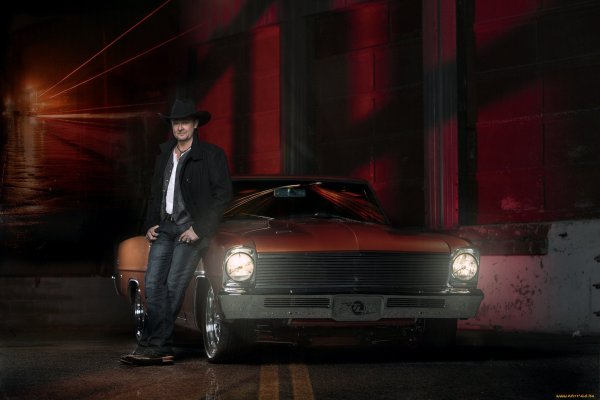 Мафиози возле машины