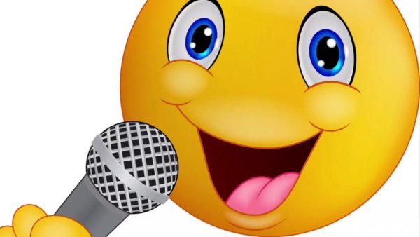 Смайлик с микрофоном на прозрачном фоне