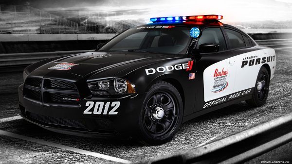 Полицейский Додж Чарджер