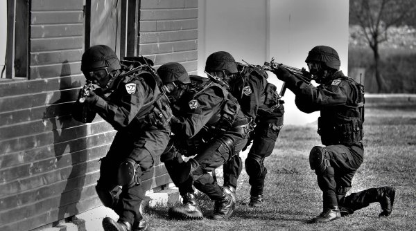 Спецназ фон