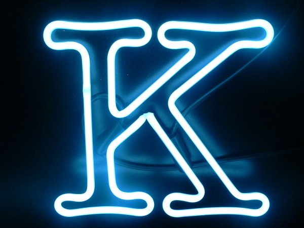 Красивые Неоновые буквы