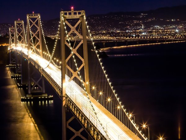 Ночной город мост