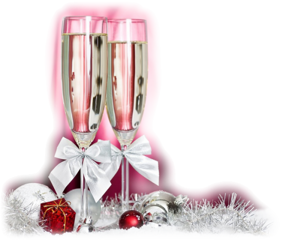 Новогодние бокалы на белом фоне