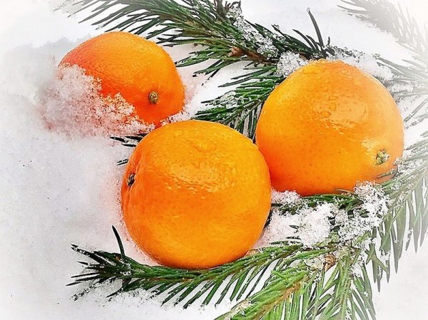 Новогодний мандарин.