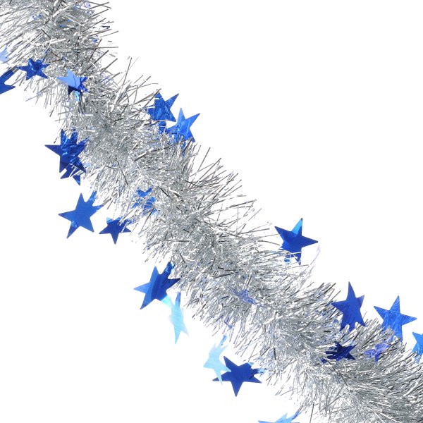 Новогодняя мишура на белом фоне