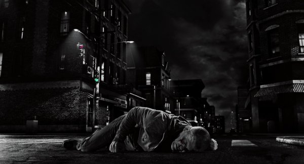 7) Sin City (2005) - город грехов