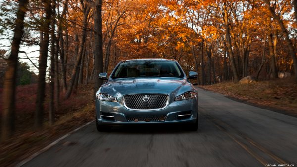 Ягуар машина