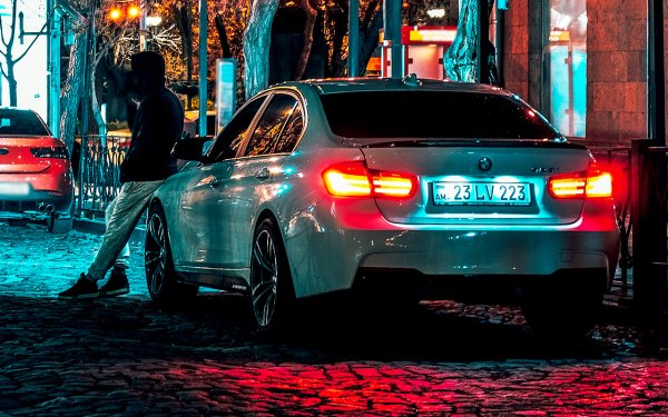 БМВ С флагом Армении